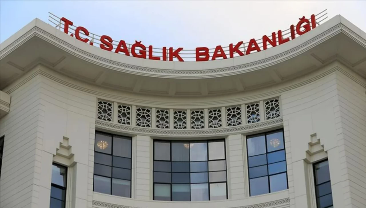 Çanakkale’de Sağlık-1 Botu'nda patlama! Acı haberi bakanlık paylaştı