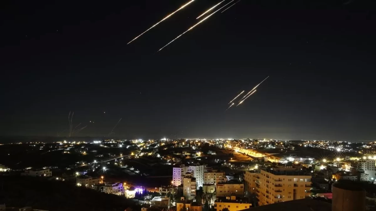 İsrail’de kritik noktalara darbe! Hükümetten basına sansür