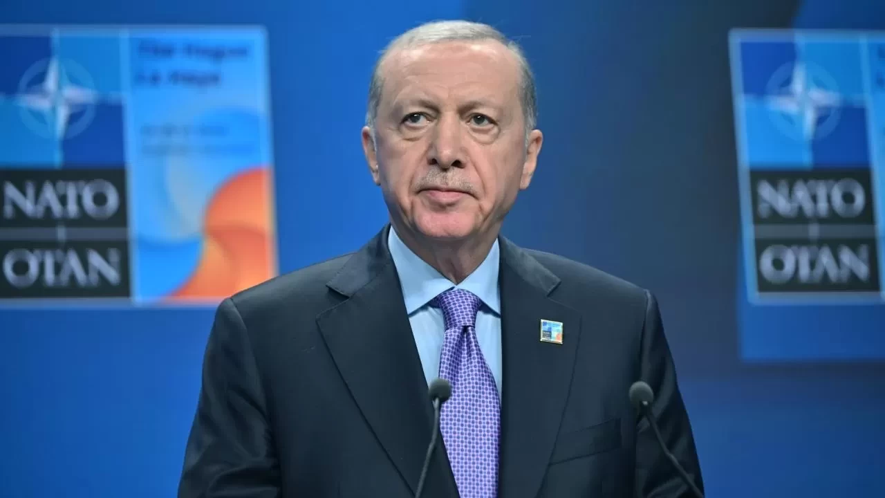 Cumhurbaşkanı Erdoğan'dan zirve dönüşü kritik açıklamalar: NATO, Gazze, F-35, yeni anayasa, terörle mücadele…