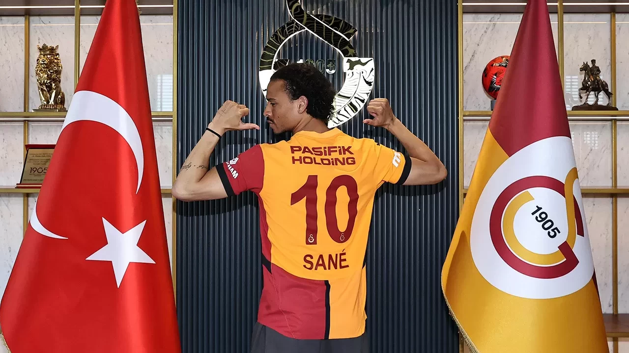 Leroy Sane, Galatasaray tarihindeki 211. yabancı futbolcu oldu