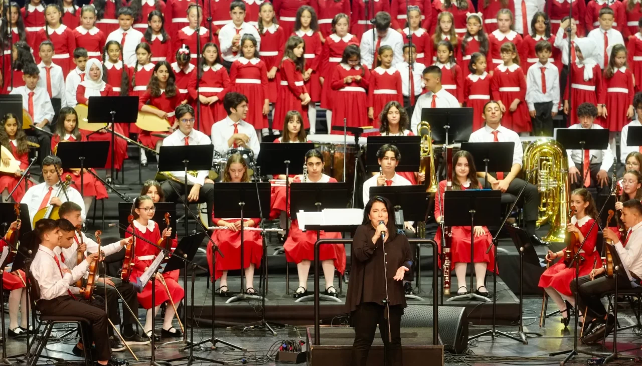 Cumhurbaşkanlığı Çocuk Orkestrası'nın ilk konseri! "Gazze Ağıtı" ayakta alkışlandı