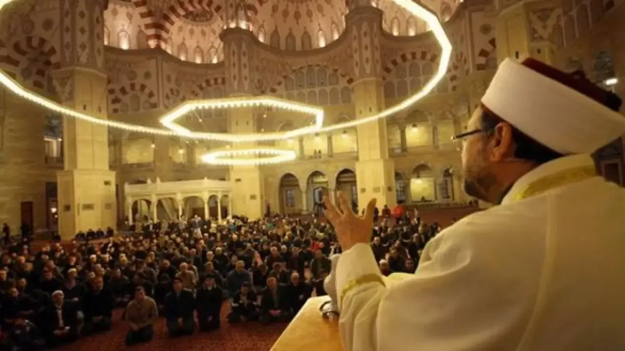 Gezici Vaiz Nasıl Olunur? Gezici Vaiz Olma Şartları Nelerdir?