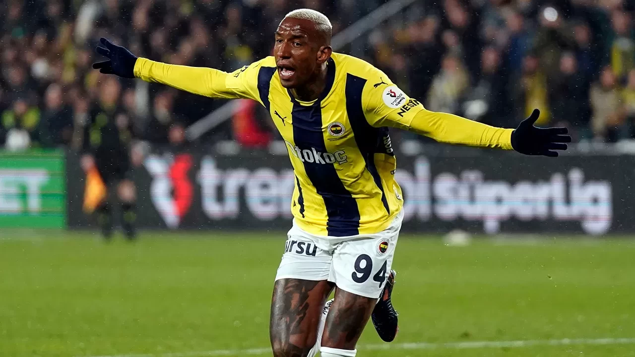 Talisca’dan transfer itirafı: “Bahia’ya dönebilirdim, ama Fenerbahçe’ye söz verdim”