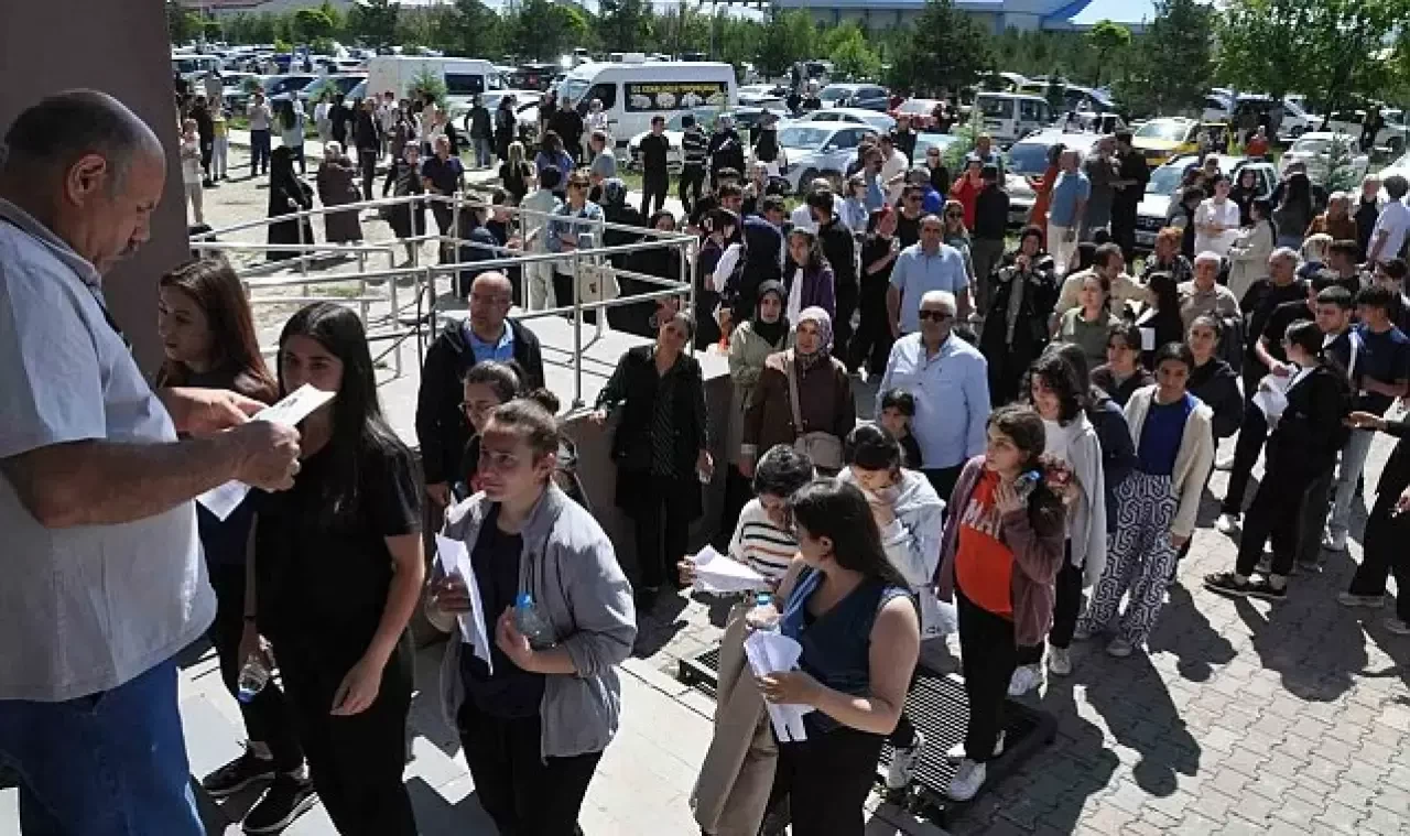 YKS maratonunda son gün heyecanı: 1.7 milyon aday sınava girecek