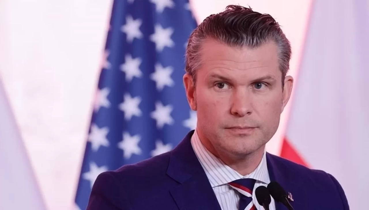 ABD Savunma Bakanı Hegseth'ten İran'a göz dağı! "Ordumuz, Trump'ın İran emirlerini uygulamaya hazır"