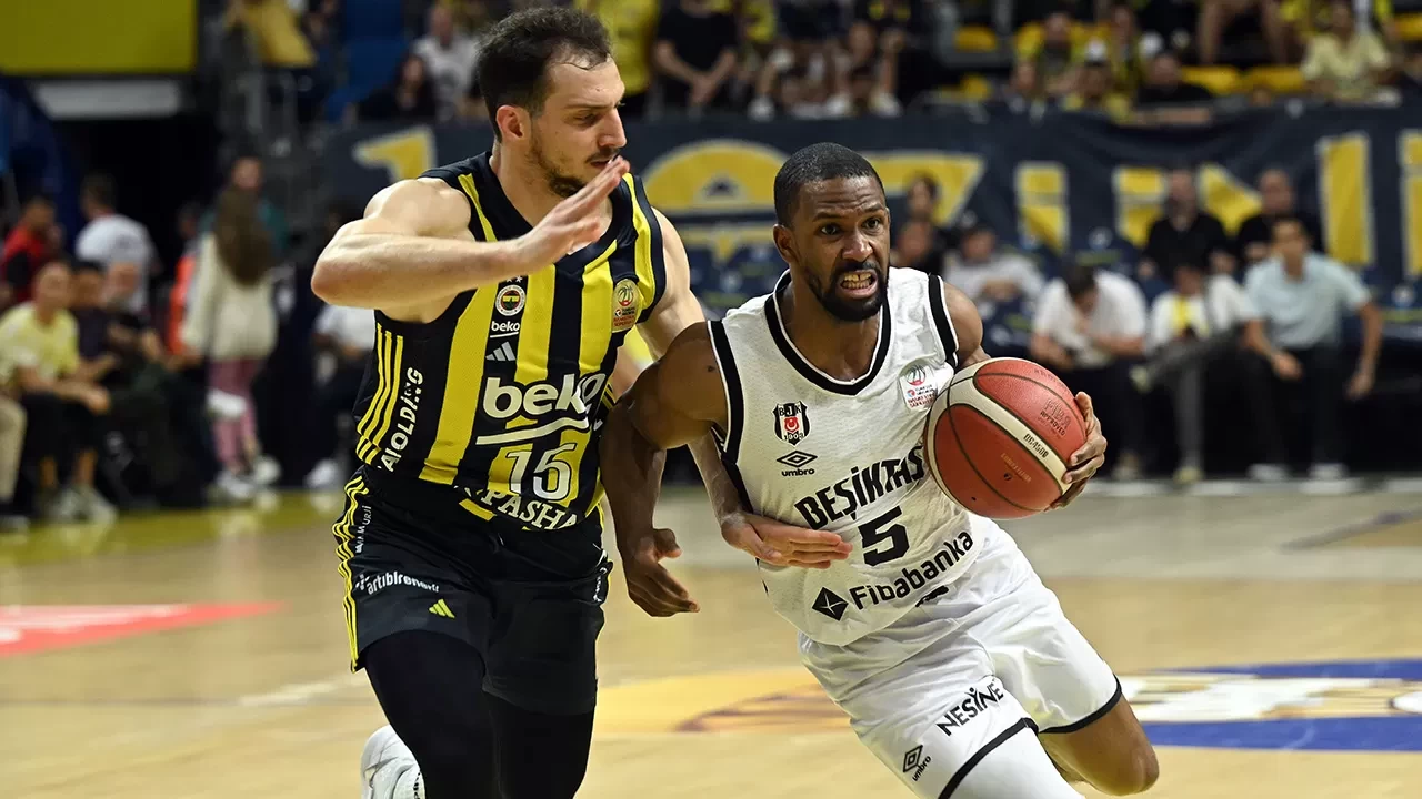 Basketbol Süper Ligi final serisinde üçüncü maç: Beşiktaş, Basketbol Gelişim Merkezi’nde Fenerbahçe’yi ağırlayacak