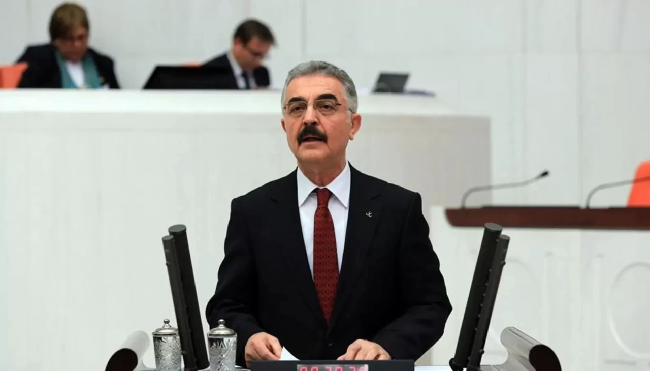 MHP Genel Sekreteri İsmet Büyükataman'dan Özgür Özel'e sert tepki