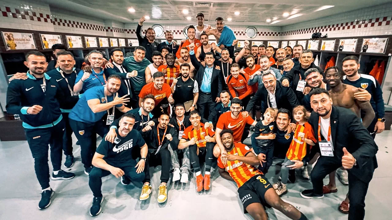 Kayserispor'da teknik direktör kararı