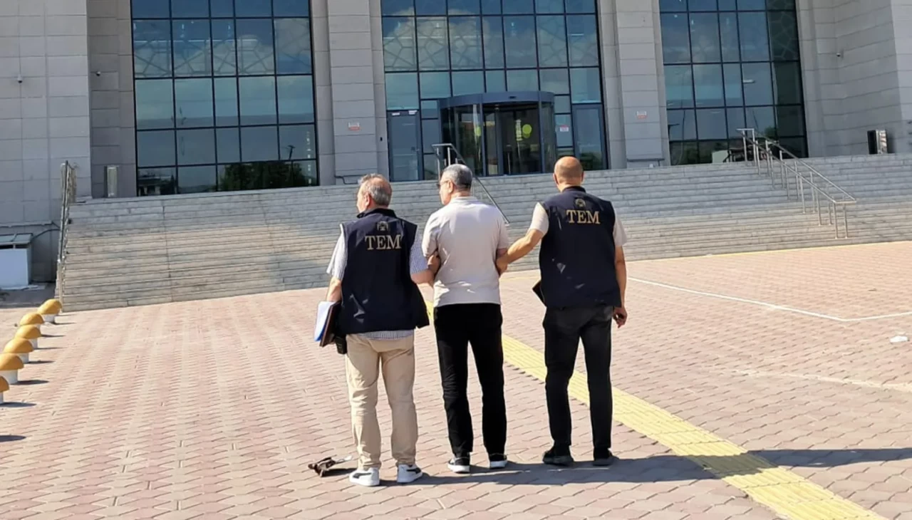 Kırıkkale’de FETÖ operasyonu! Sahte kimlikle yakalandı