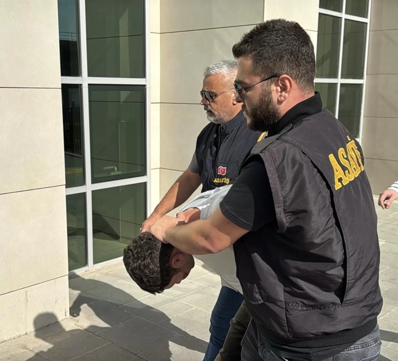 2 kişiyi öldürüp, 3 kişiyi yaralayan sanık: Aklımı yapay zekayla okudular