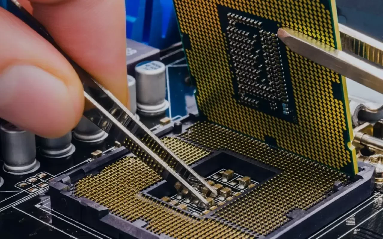 Bilgisayar Mühendisliği Bölümü Nedir? Mezunları Ne İş Yapar? Nerelerde Çalışır?