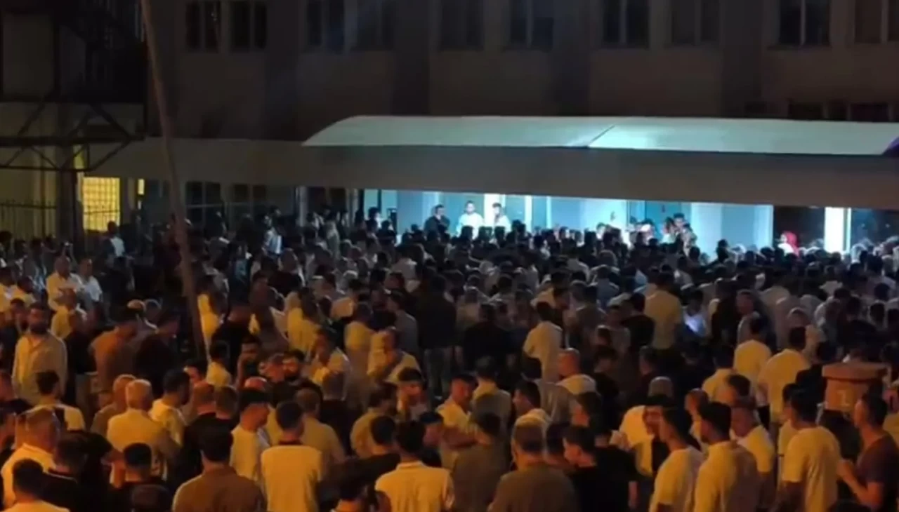 Siirt'te düğünde dehşet! Tabancayla davetlilerin üzerine ateş açtı