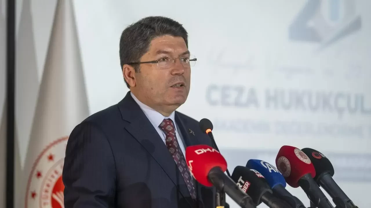 Adalet Bakanı'ndan yeni düzenleme açıklaması: Cezaevinde kalma süreleri değişiyor