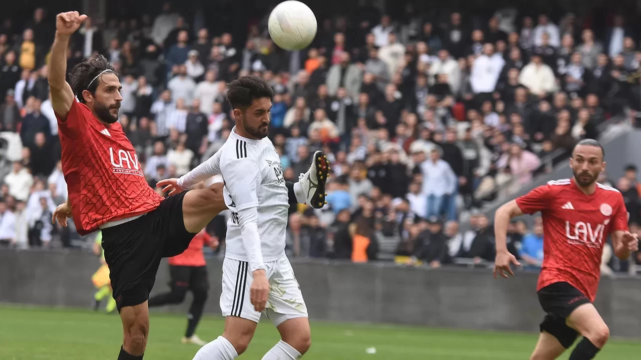 Altay'da Onur Efe ile sözleşme uzatma görüşmeleri sürüyor