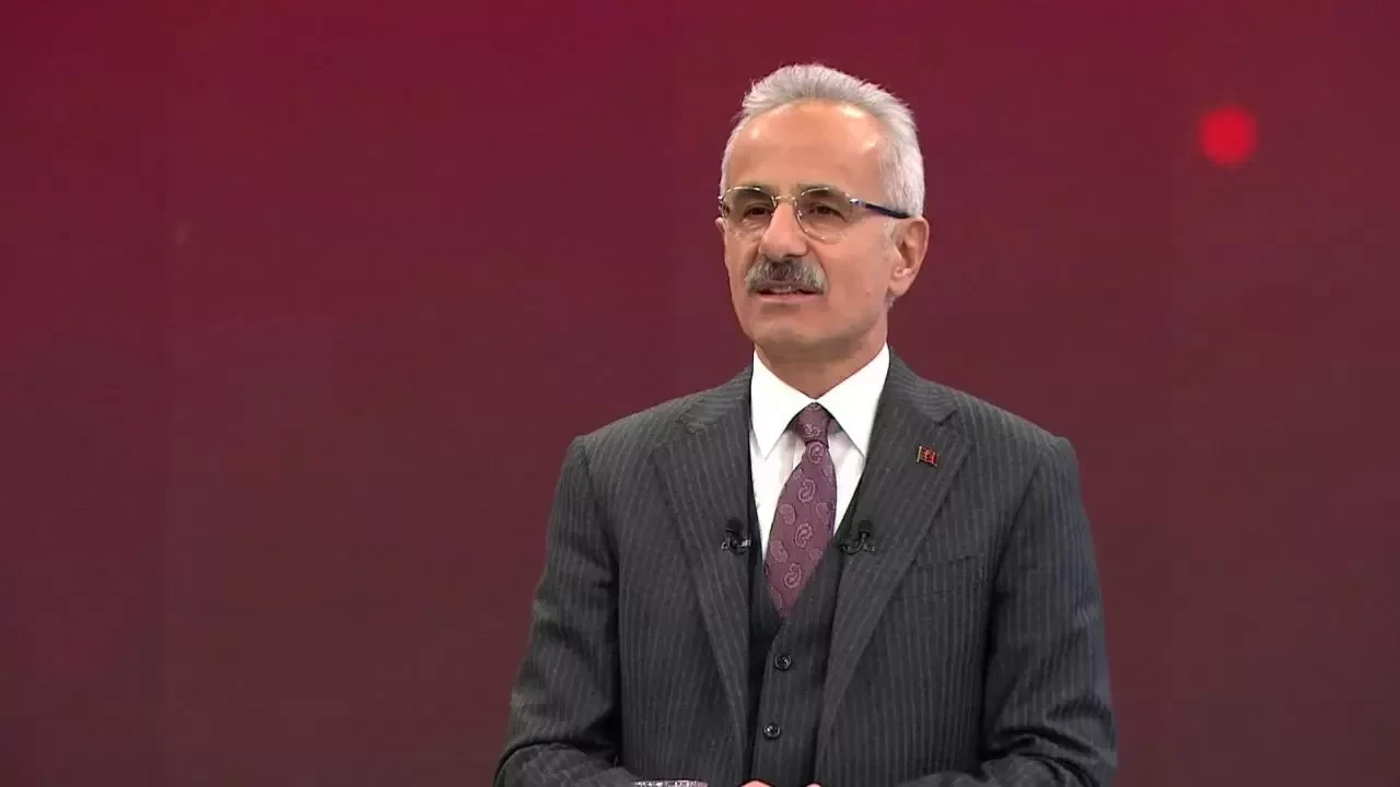 Bakan Uraloğlu: Irak’taki 4, İran'da 7 uçağımız var