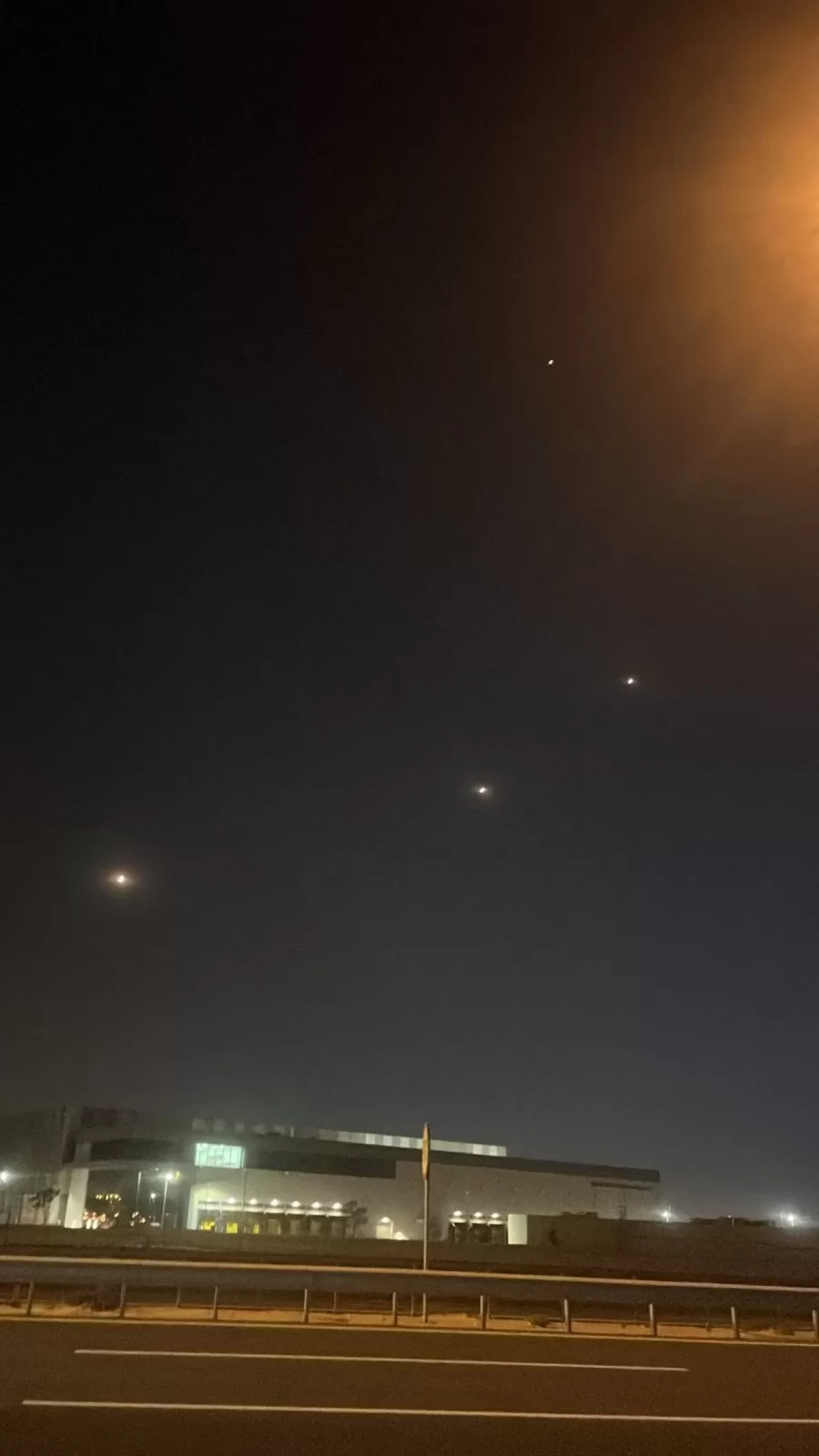 İran: Katar'daki ABD üssü yok edildi