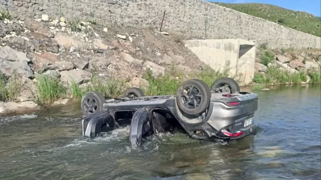 Erzurum'da feci kaza! Aynı aileden 3 kişi hayatını kaybetti