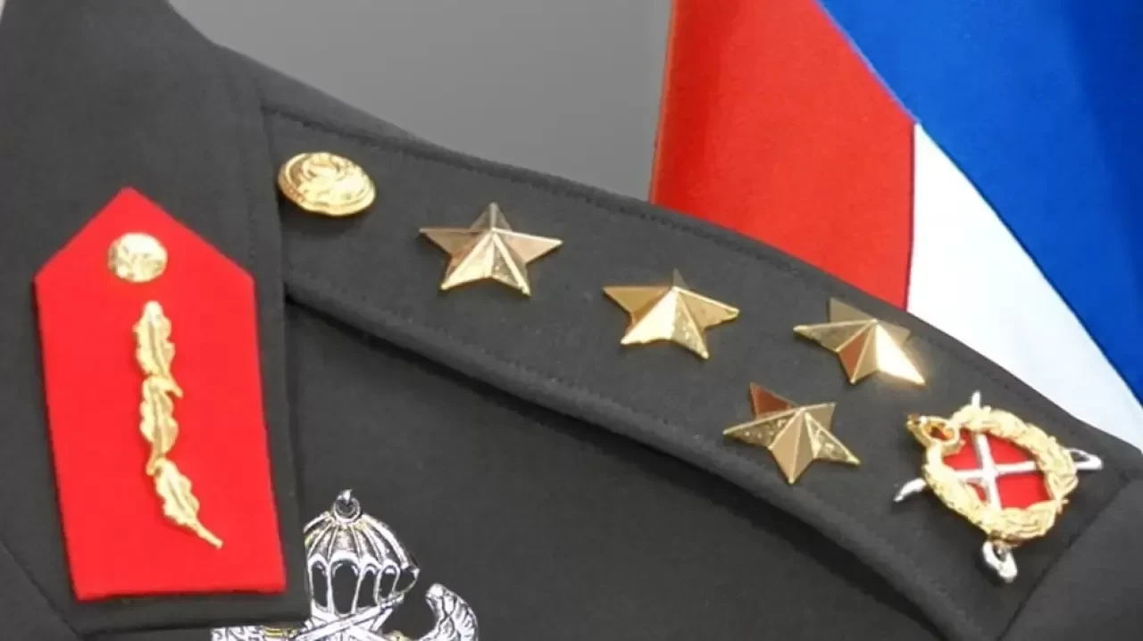 General Nasıl Olunur? General Olma Şartları Nelerdir?