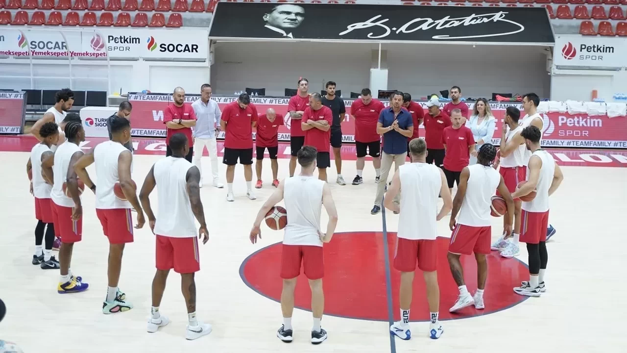 Aliağa Petkimspor'da başantrenör arayışı sürüyor