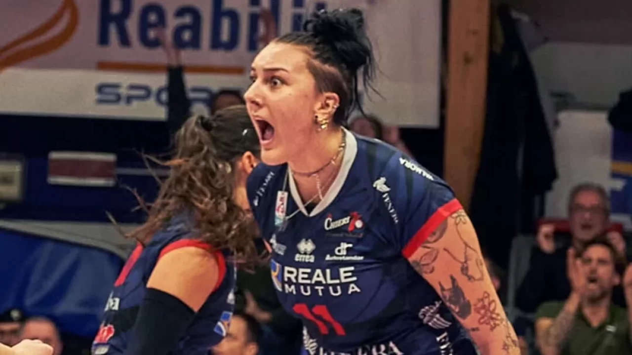 Aras Kargo Kadın Voleybol Takımı, Yunan voleybolcu Martha Anthouli'yi transfer etti