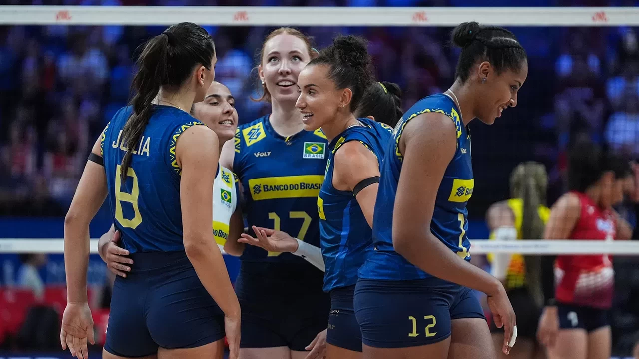 Brezilya, FIVB Milletler Ligi’nde Dominik Cumhuriyeti’ni set vermeden geçti