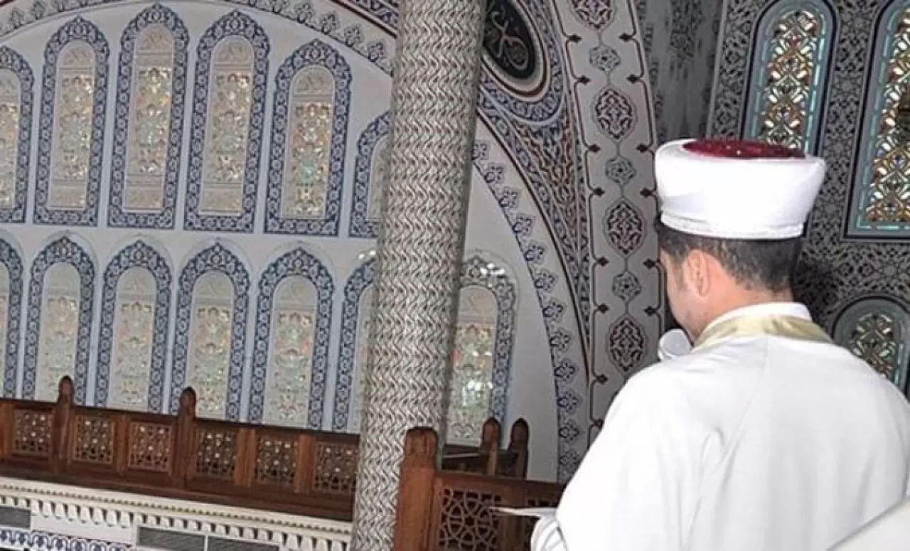 İmam Nasıl Olunur? İmam Olma Şartları Nelerdir?