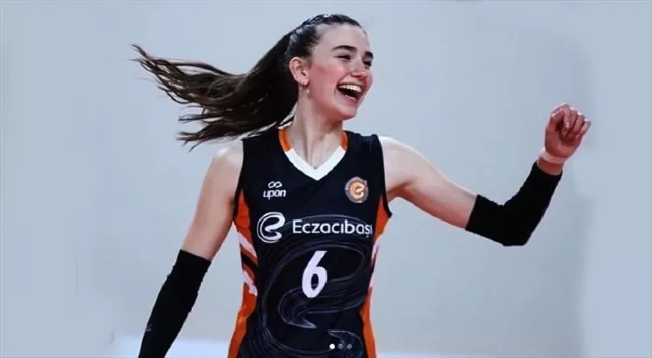 Dilay Özdemir Eczacıbaşı Kadın Voleybol Takımı’na geri döndü