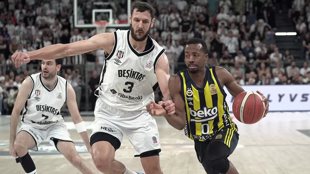 Fenerbahçe, seride durumu 3-1'e getirdi | Basketbol Süper Ligi'nde Beşiktaş 90-87 Fenerbahçe