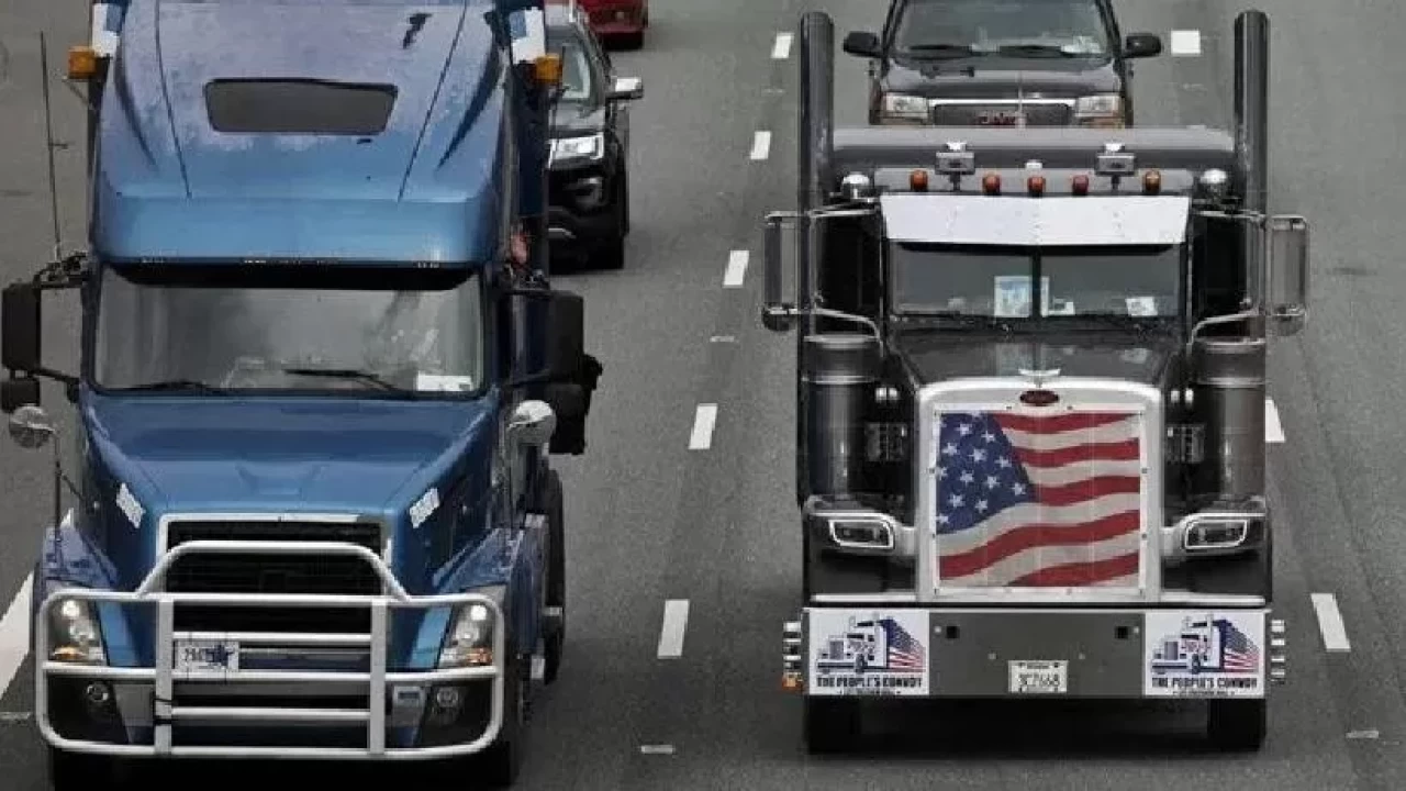 Kamyonculara dil krizi! ABD’de yeni şart tepki çekti...
