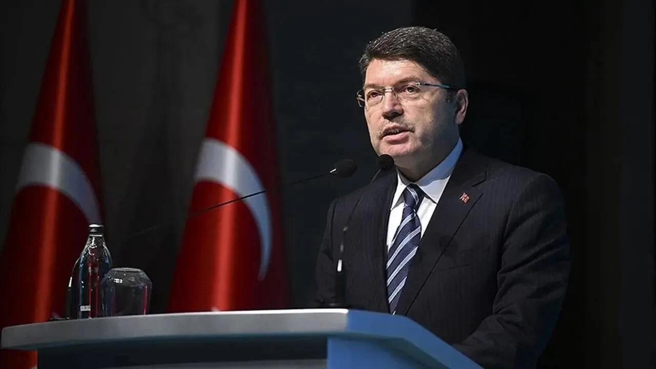 Adalet Bakanı Tunç'tan Diyarbakır'daki yangına dair açıklama