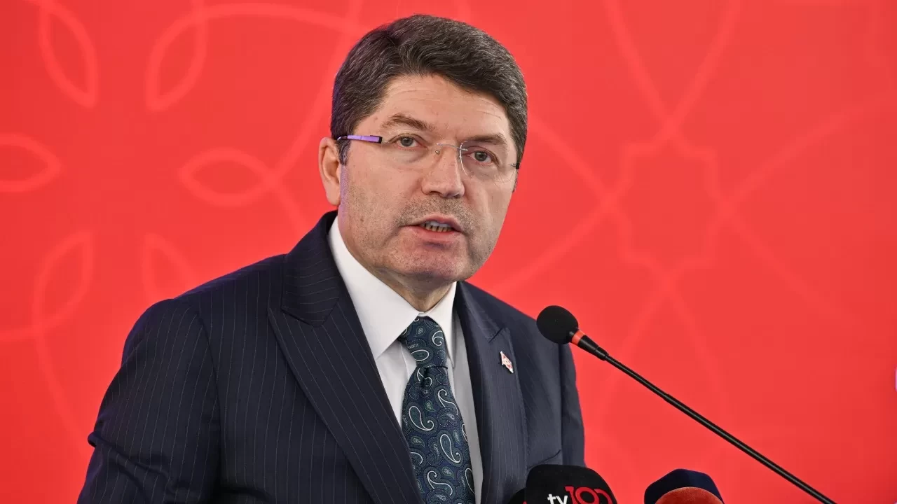 Bakan Tunç’tan demokrasi vurgusu: Türkiye bir hukuk devletidir!