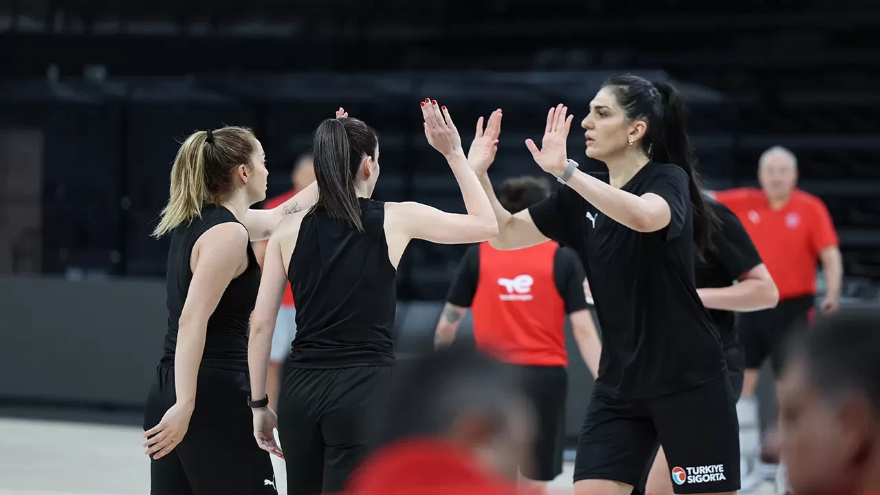 A Milli Kadın Basketbol Takımı, FIBA Avrupa Şampiyonası'nda parkeye çıkıyor
