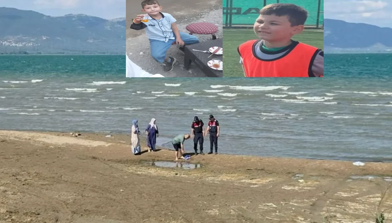 Bursa’da İznik Gölü’nde boğulan iki kuzen yan yana defnedildi