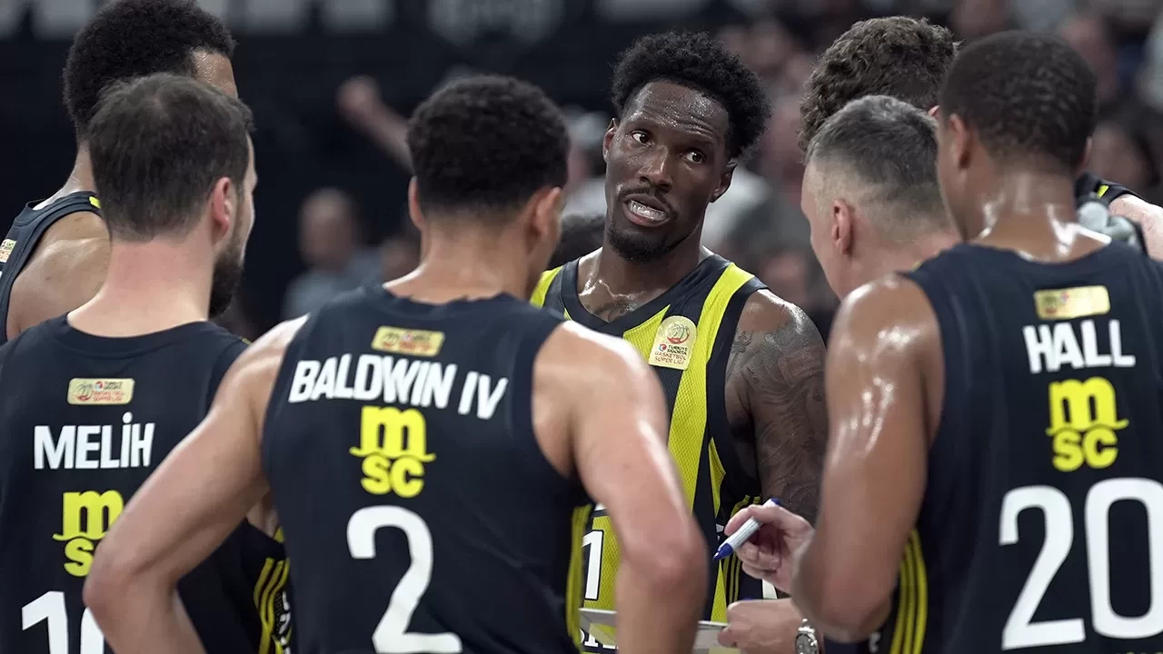 Basketbol Süper Ligi final serisinde beşinci maç: Fenerbahçe Erkek Basketbol Takımı şampiyonluk için sahaya çıkıyor