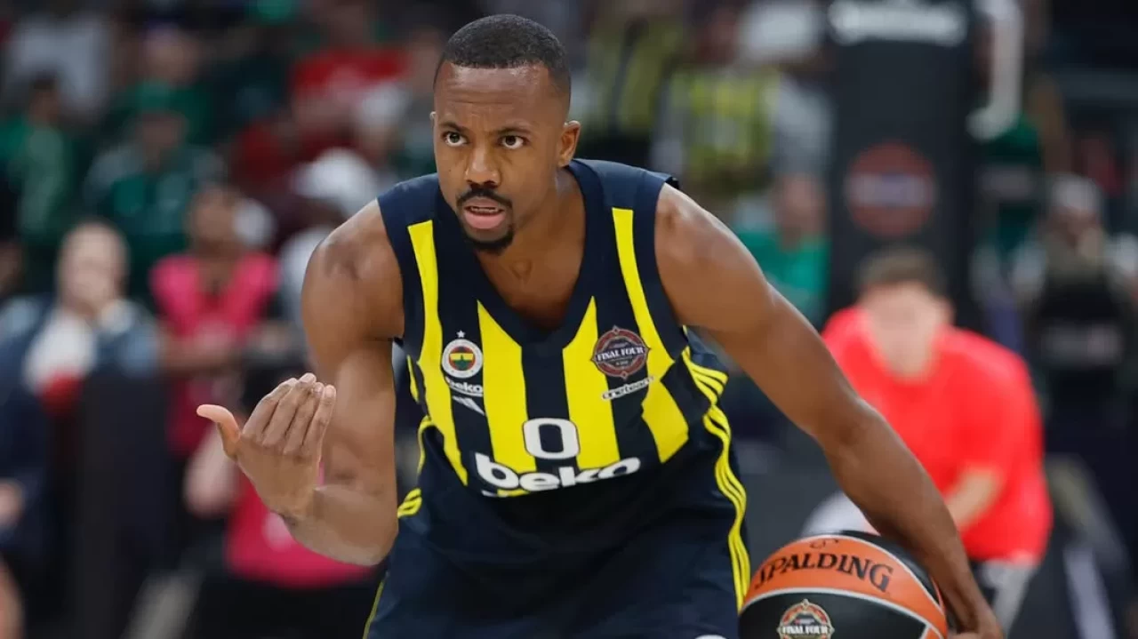 Fenerbahçe Erkek Basketbol Takımı ile yollarını ayıran Errick McCollum, Galatasaray’a geri döndü