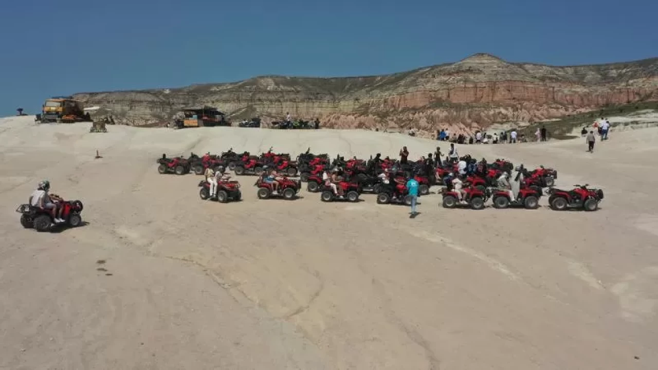 Kapadokya’da bayram yoğunluğu: Turizmciler akın etti