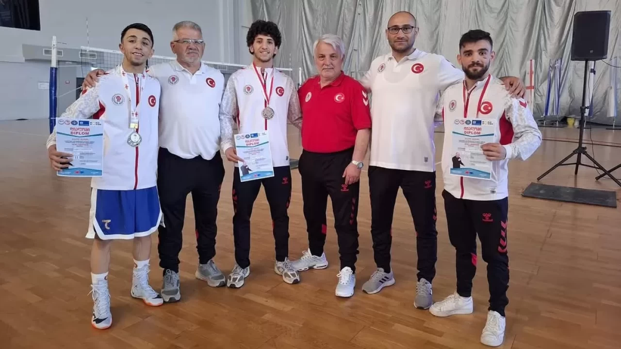Milli boksörlerden Gürcistan’da 5 madalya