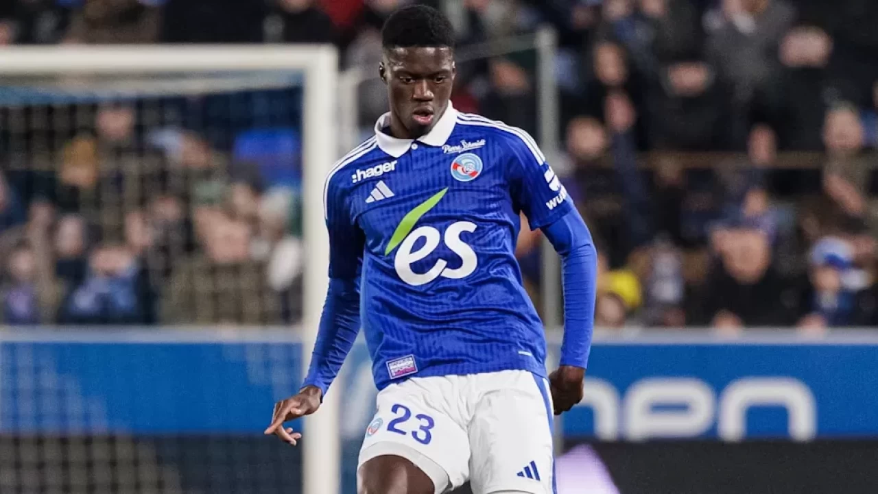 Chelsea, Strasbourg'dan Mamadou Sarr'ı kadrosuna kattı