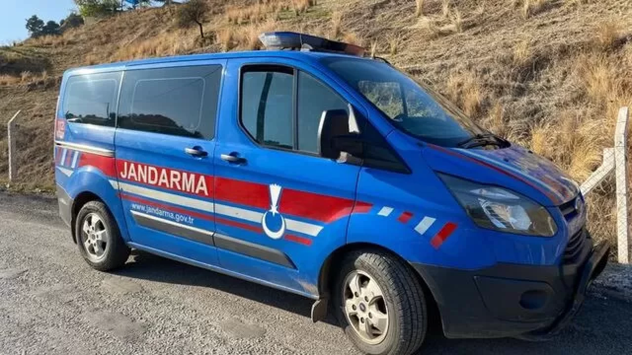 17 yaşındaki kızın cansız bedeni hayvan damında iple asılı halde bulundu