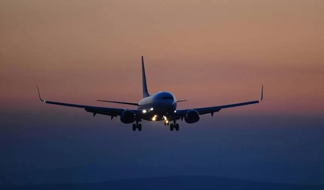 İran'dan Umman’a kritik uçuş! Trump’ın açıklamasının ardından diplomatik trafik hızlandı