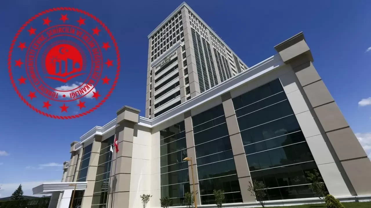 Bakanlık'tan Özgür Özel’in akaryakıt iddialarına yanıt geldi! "Kişiye özel bir uygulama söz konusu değil"