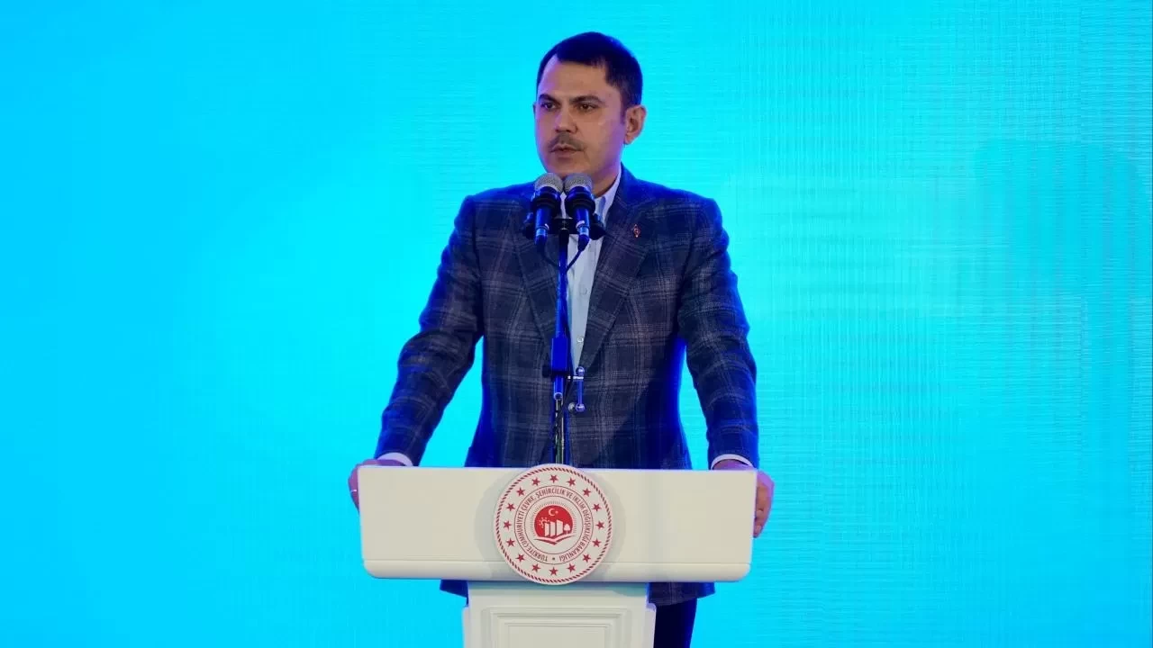 Bakan Kurum açıkladı: Yıl sonuna kadar 453 bin aile yeni evine kavuşacak!