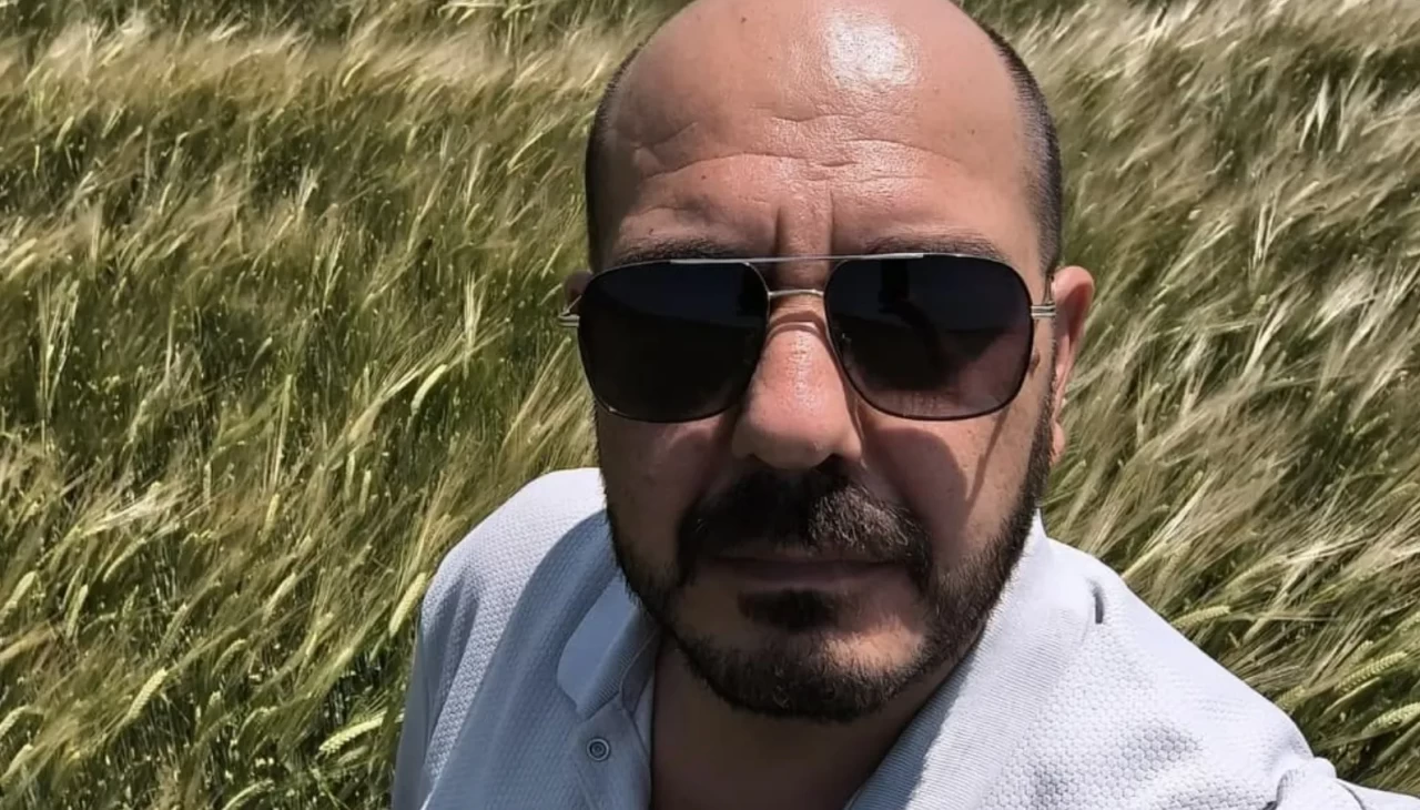 Selfie hayat kurtardı! Fotoğrafı incelerken fark etti