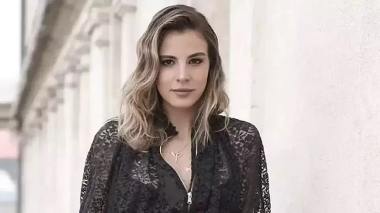 Hülya Koçyiğit’in torunu Aslışah Alkoçlar kimdir?