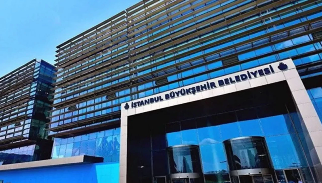 Etkin pişmanlıktan faydalandılar her şeyi itiraf ettiler! İBB'ye yönelik yolsuzluk soruşturmasında 2 şüpheli tahliye edildi