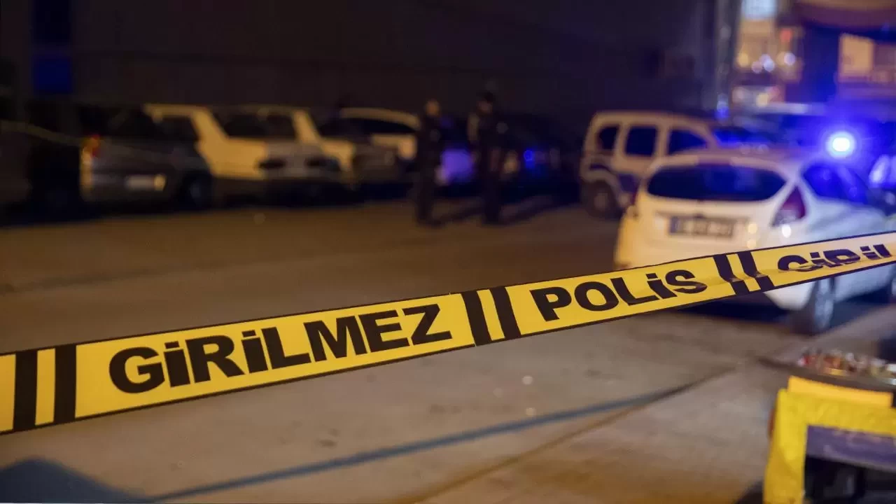 Kütahya'da silahla oynayan çocuk kazara ablasını öldürdü