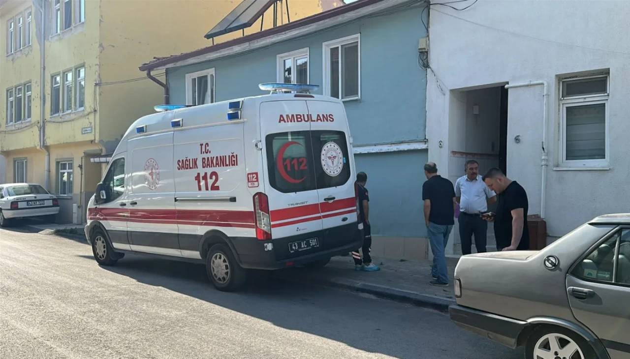 Kütahya'da, eski belde belediye başkanı evinde ölü bulundu