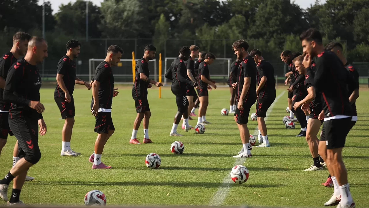 Samsunspor, Hollanda kampında taktik antrenmanla hazırlandı