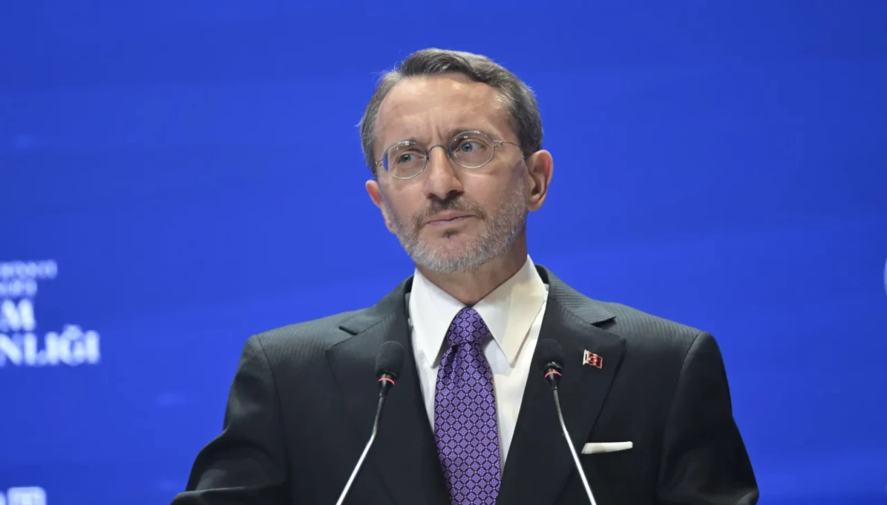 İletişim Başkanı Fahrettin Altun’dan şehit düşen askerler için başsağlığı mesajı