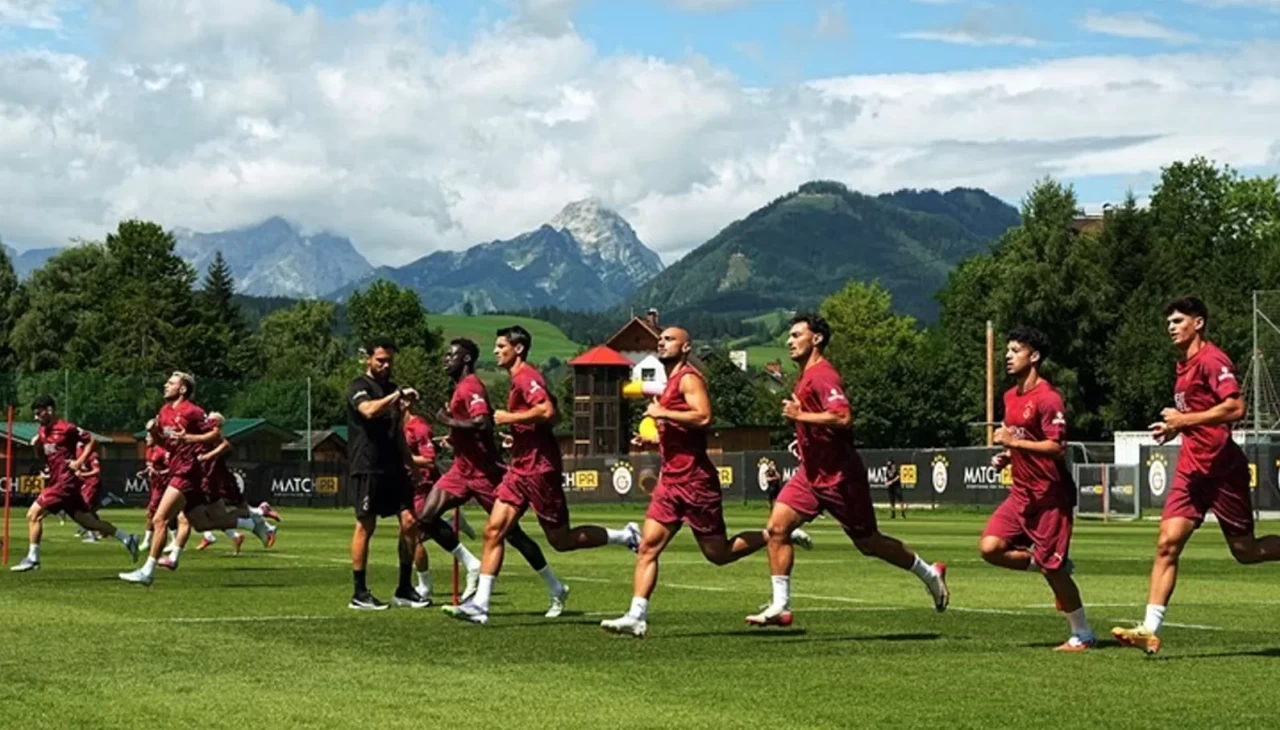 Galatasaray, yeni sezon hazırlıklarını sürdürdü